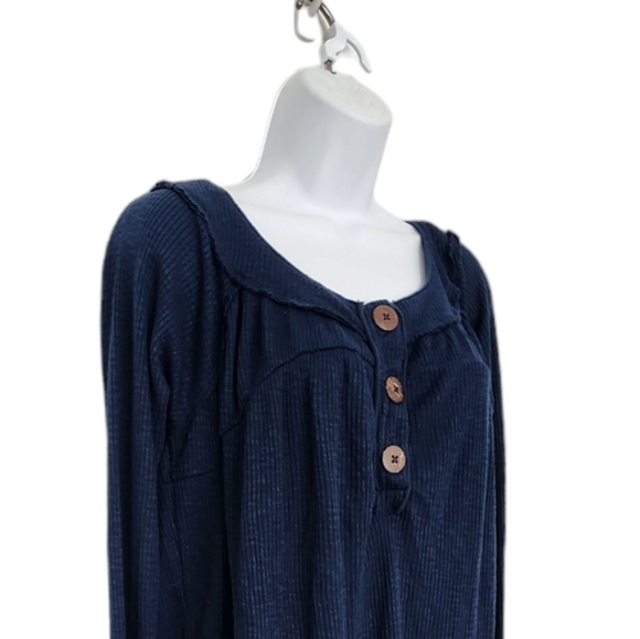 Free People We The Free Must Have Henley OVERSIZED XS Thermal Top Long Sleeve. - Picture 6 of 10